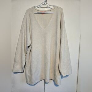 EVRI Women's Cream Sweater